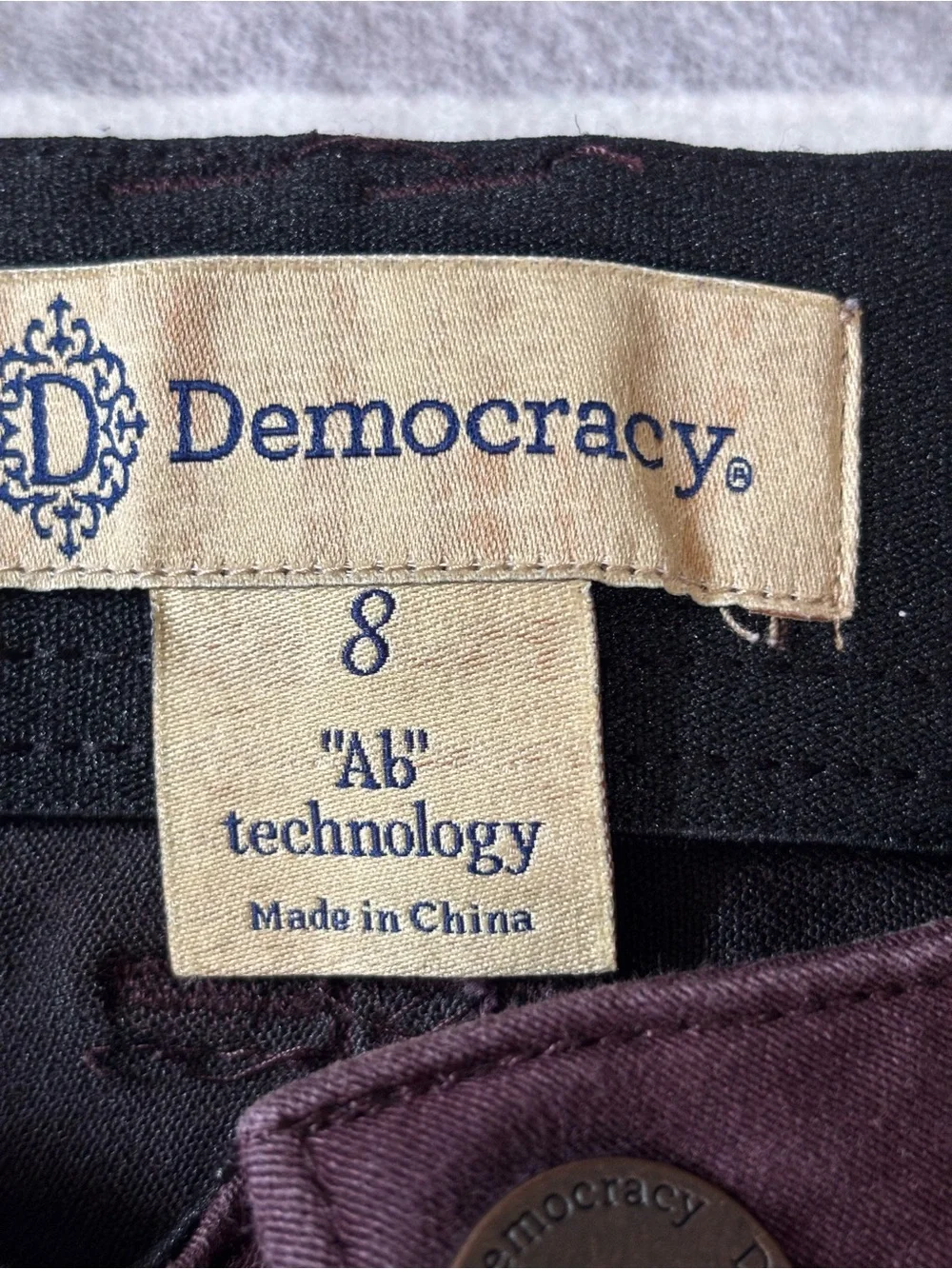 Democracy Jeans, Burgundy Wine, Skinny, “Ab”technology, Size 8, Fall, Autumn